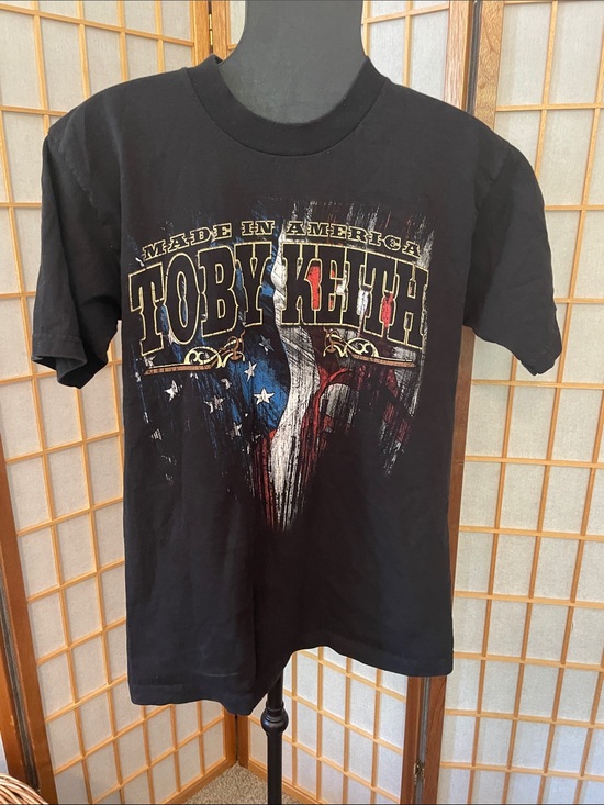 Other - Toby Keith "Made in America" Black Graphic Tee Locked and Loaded Tour Y2K